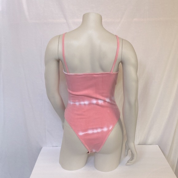 GB GIRLS High Neck Sleeveless Bodysuit Size Small Tie Dye Pink and White NWOT - Picture 3 of 4